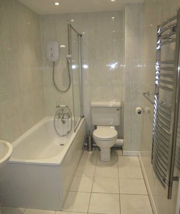 Flat 5, 1, Nancy Road, Hampshire photo 3
