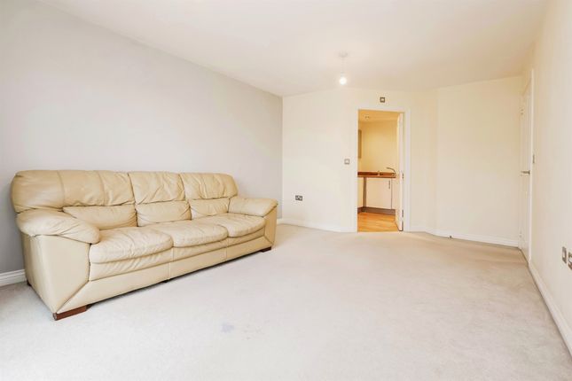 Flat for sale in Wharf Lane, Solihull