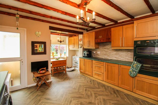 88, Durkar Lane, Wakefield photo 4
