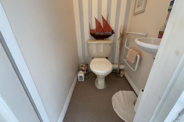 Terraced house for sale in Prospect Road, Scarborough