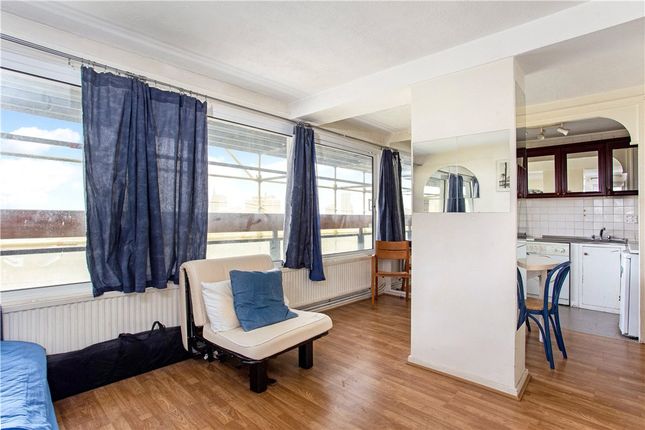 Image of 28 Sparkford House, Battersea Church Road, London, SW11 3NQ