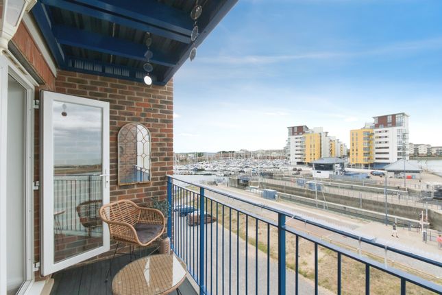 30, Bermuda Place, Eastbourne photo 3