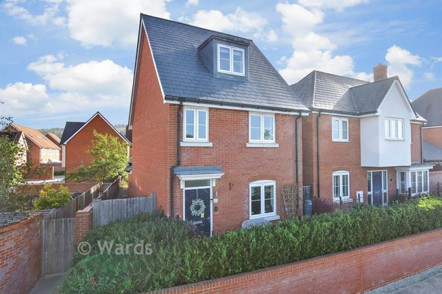 3-bed detached on 29, Greystone Square, Rochester, £450,000