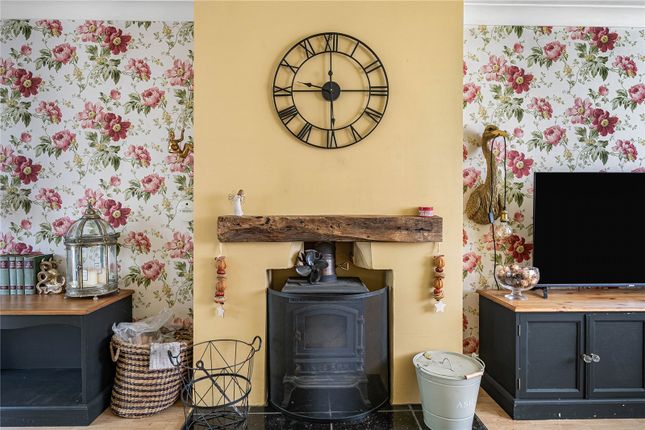38, Stane Street Close, Pulborough photo 4