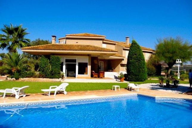 Properties for sale in Elche, Alicante, Valencia, Spain