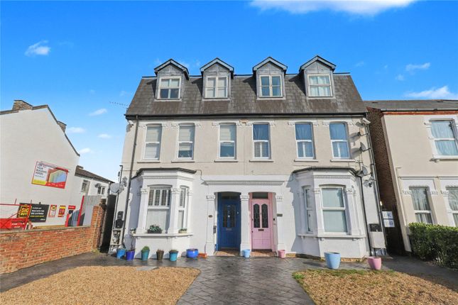 2-bed flat on 114a,, Park View Road, Welling, £300,000