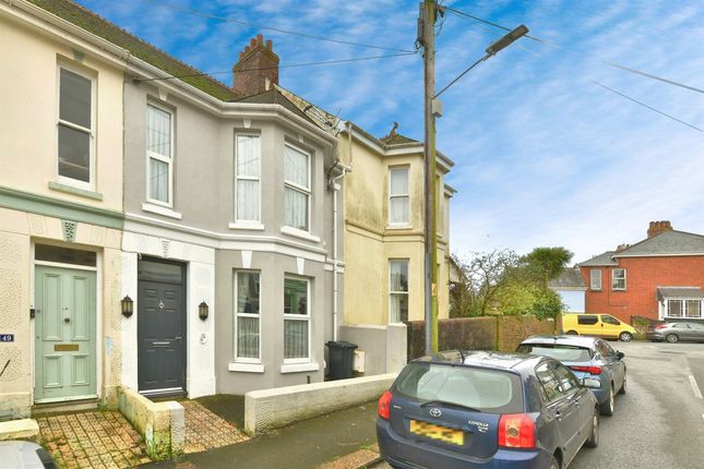 Thumbnail Terraced house for sale in Victoria Road, Saltash