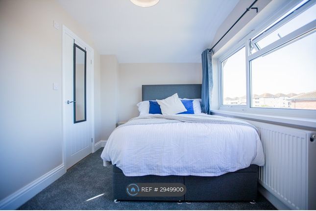 Churcher Close, Gosport photo 4