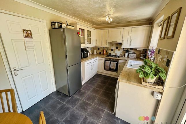 24, Adelaide Close, LINCOLN photo 2