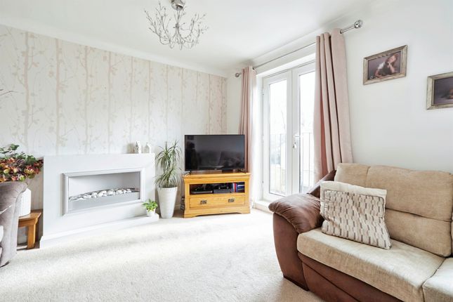 End terrace house for sale in Mayhall Avenue, East Morton, Keighley