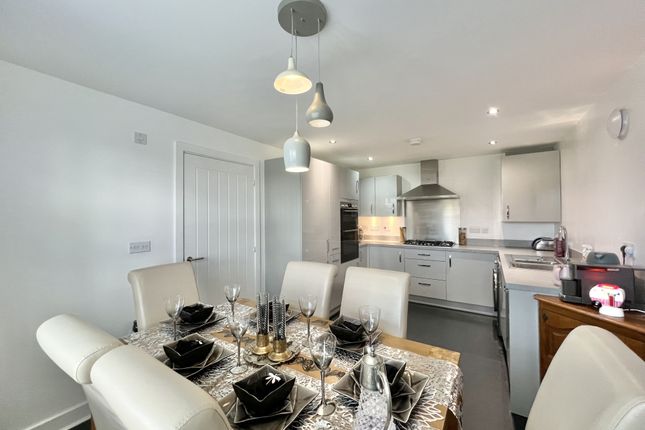 3, Egret Close, Cleveleys photo 4