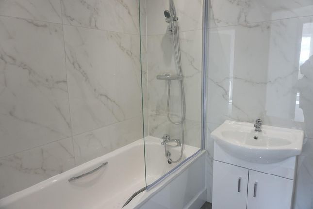 Apartment 203, 696, Woodborough Road, Nottingham photo 4