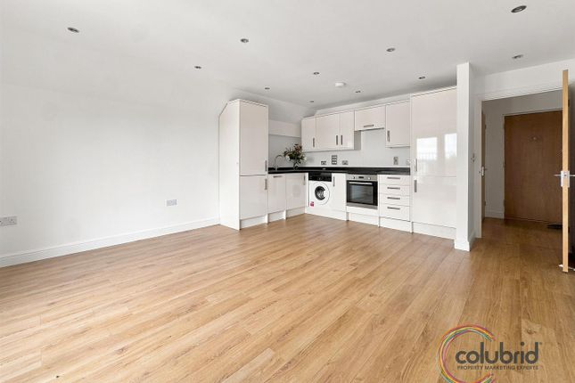 8, Maple Court, 43 King Street, Stanford-le-Hope photo 4