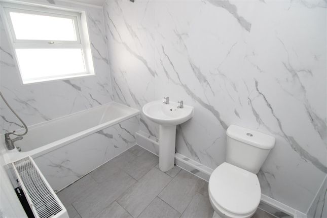 2, James Street, New Tredegar photo 4