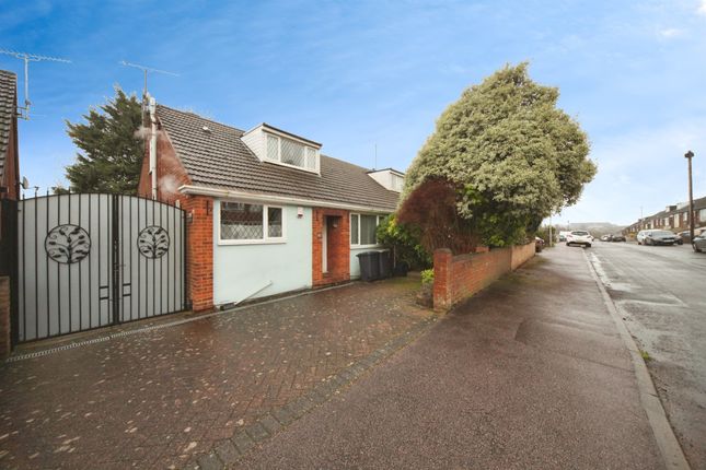 2-bed house on 43, Saywell Road, Luton, £315,000