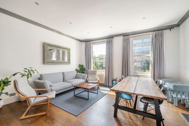 Flat for sale in Clanricarde Gardens, Notting Hill