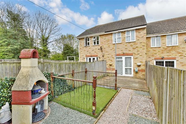 Anne Boleyn Close Eastchurch, Sheerness photo 2