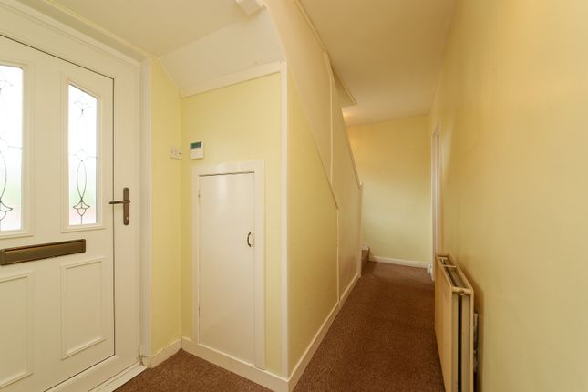 15, Troubridge Avenue, Kilbarchan photo 2