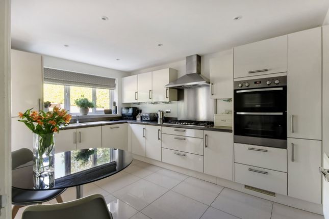 32, Chartwell Lane, Kent photo 4