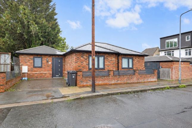 2-bed house on 60, Brinkworth Road, Ilford, £345,000