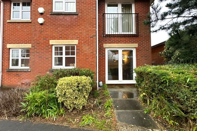 Flat for sale in The Fieldings, Fulwood, Preston. Lancs.