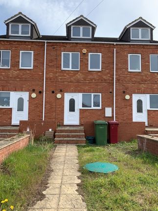 Thumbnail Flat to rent in Station Road, Keadby, Scunthorpe