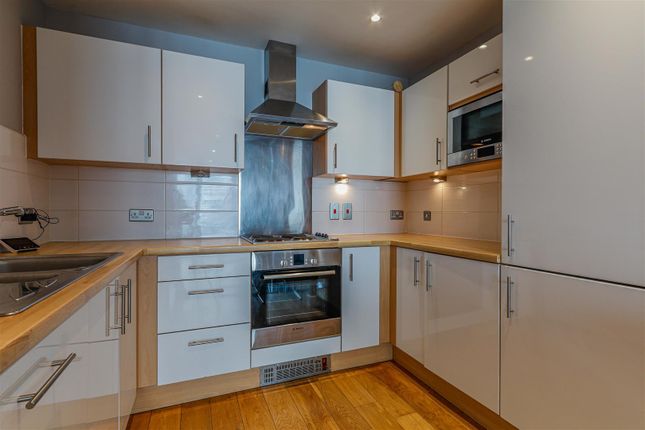 62 Meridian Plaza, Bute Terrace, Cardiff photo 3