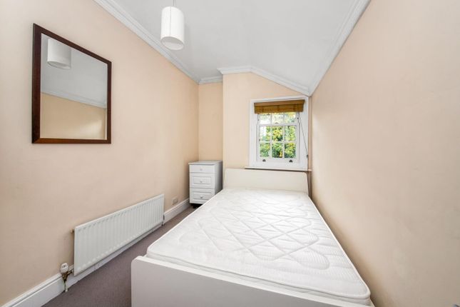 Terraced house for sale in St James Road, Bermondsey, London