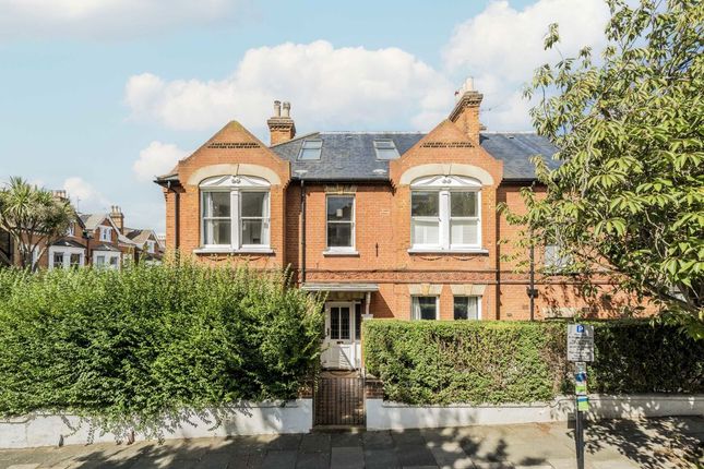 Thumbnail Flat for sale in Onslow Road, Richmond