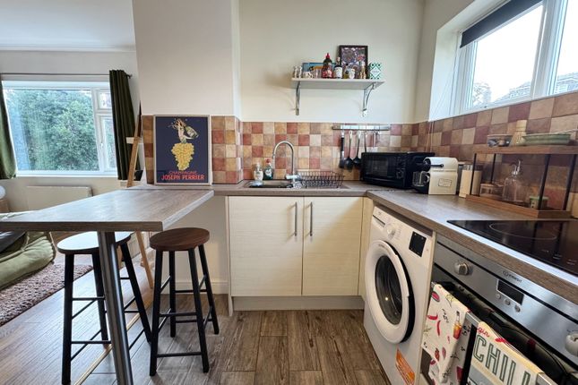 Lewes House, 6,Flat 16, Lewes Road, Eastbourne photo 3