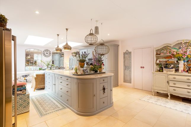 1, Broadwater Court, Tunbridge Wells photo 2