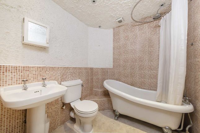 Property to rent in North Road, London