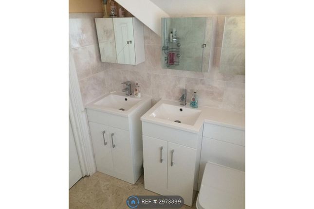 Lovel Avenue, Weling photo 5