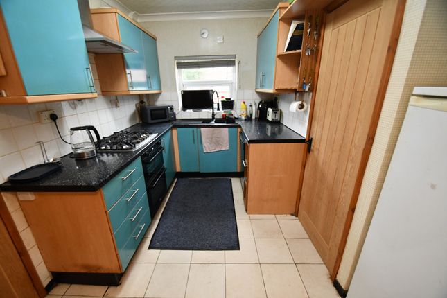 10, Norfolk Avenue, Manchester photo 4