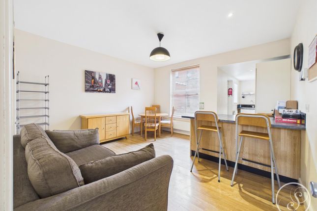 62, Savile Place, Leeds photo 4