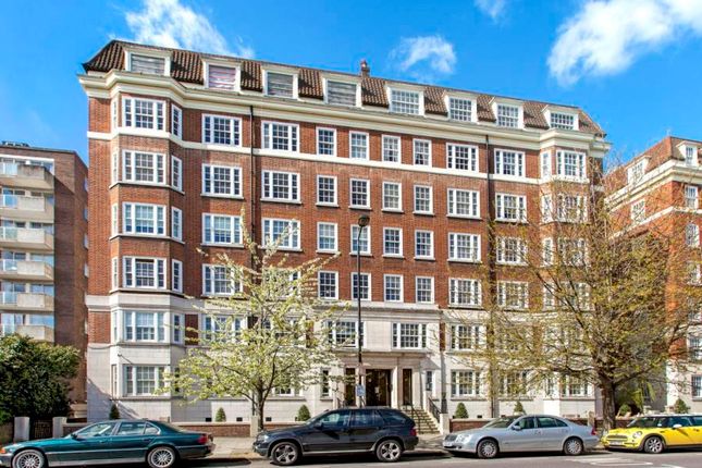 Flat to rent in St Mary Abbots Court, Warwick Gardens, Kensington