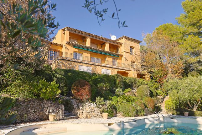 Villa for sale in Cabris, Cabris, France