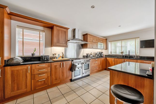 Crofton,, 4 Holford Road, Guildford photo 4