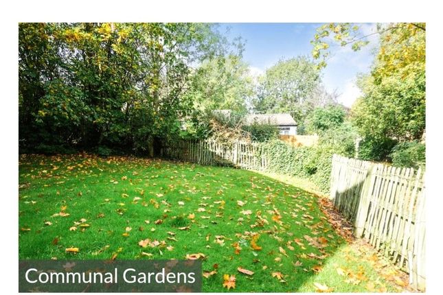 42, Withywood Drive, Shropshire photo 2