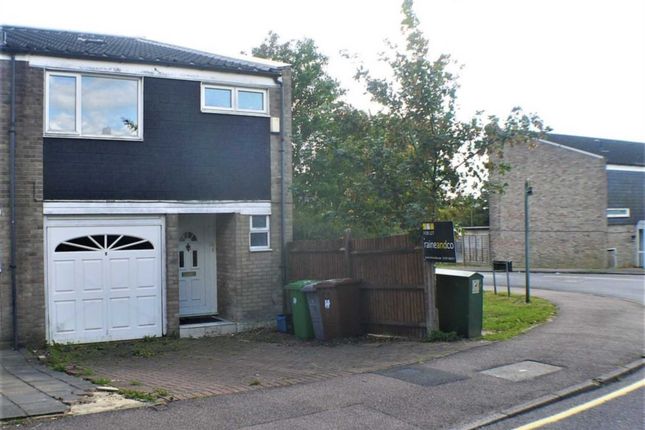 3 bed property to rent in Mutton Lane, Potters Bar EN6