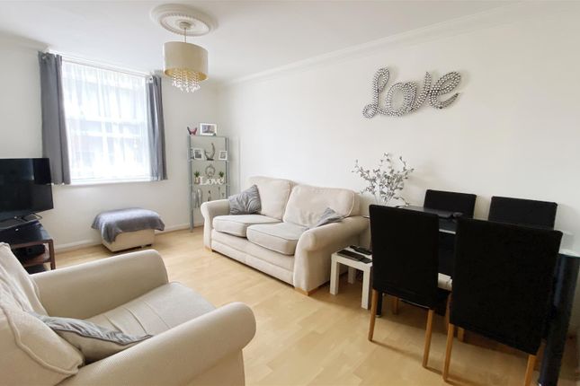 1 Spinnaker Court, 26, Kent Street, Portsmouth photo 2