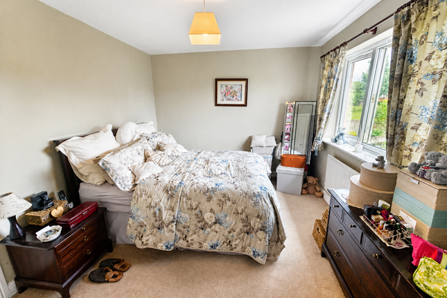 6, Chillingham Grove, PETERLEE photo 5