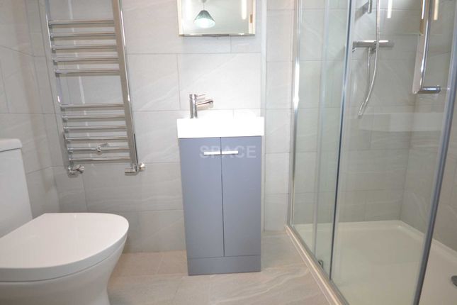 Room 3*, Wokingham Road, Reading photo 2
