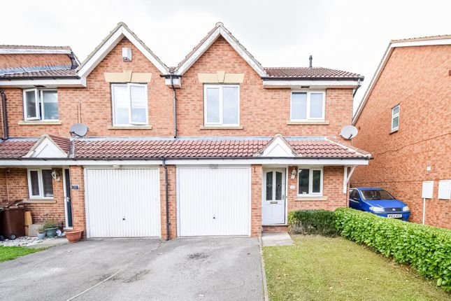 Thumbnail Semi-detached house to rent in Holly Approach, Ossett