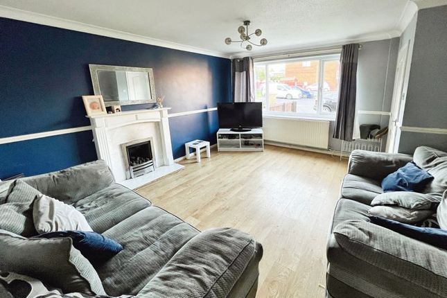 17, Slimbridge Close, Bolton photo 2