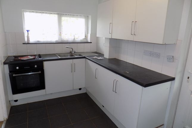 8, Derwent Gardens, Ashbourne photo 3