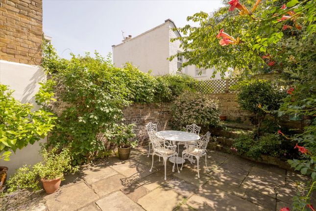 33, Queensdale Road, London photo 2