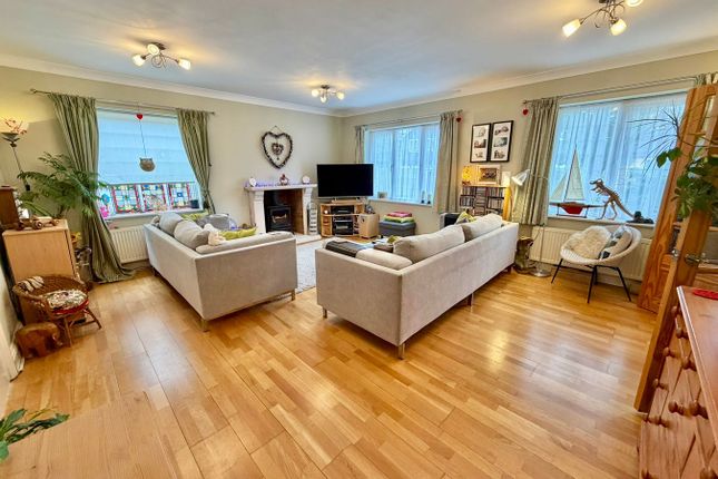 8, Rideway Close, CAMBERLEY photo 4