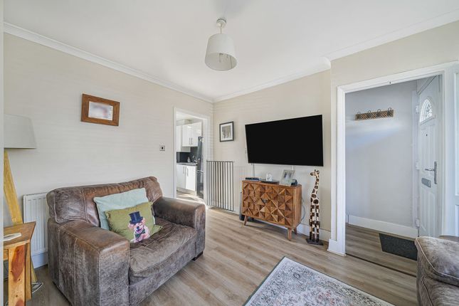 67, Crofton Avenue, Bexley photo 3