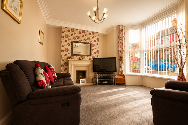 4, Chevron Street, Porth photo 3